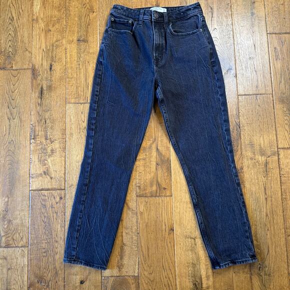 Abercrombie & Fitch Denim - Abercrombie & Fitch Jeans The Mom High Rise 26/2R Black Curve Love Ankle Denim